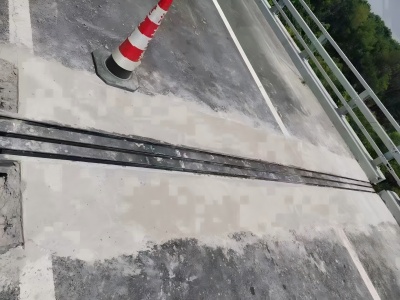 精河伸缩缝更换后浇筑材料快速结构修补料速砼的产品特点及施工流程​